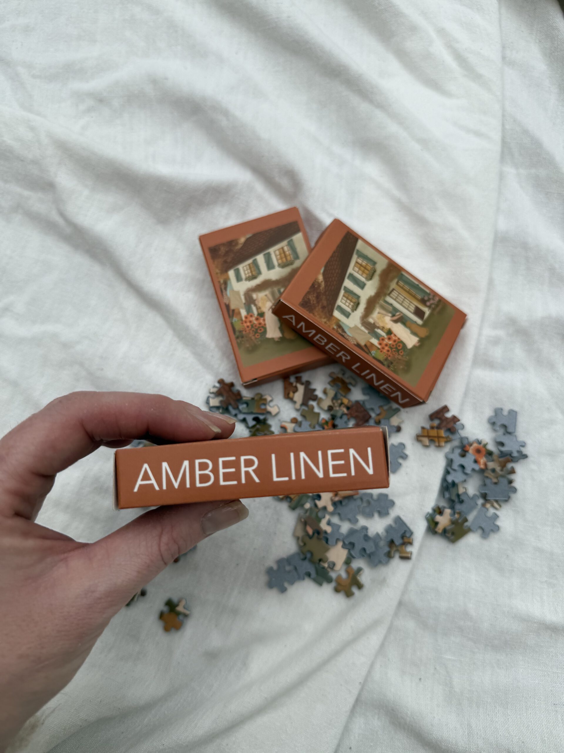 99 pieces Puzzle "Amber Linen" - Image 2